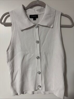Women's White Ribbed Sleeveless Button-Collar Camisole